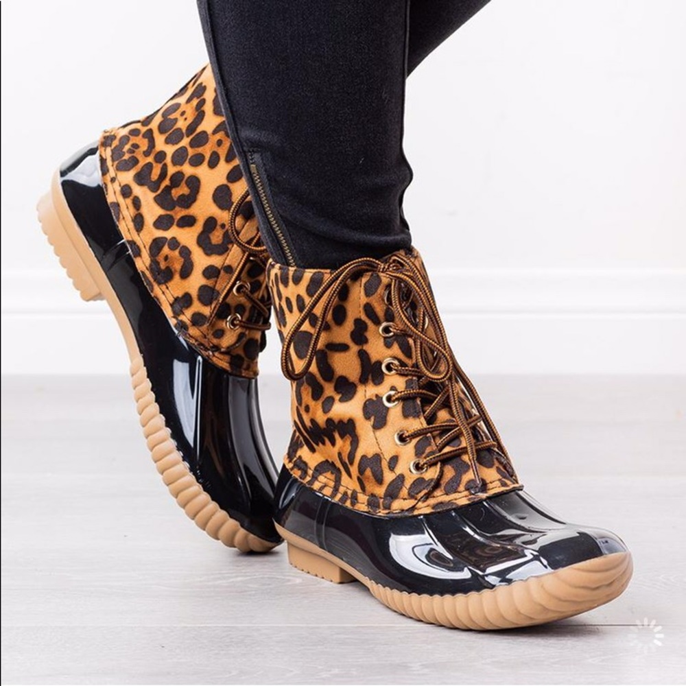 Leopard Print Duck Boots - Picture 2 of 8